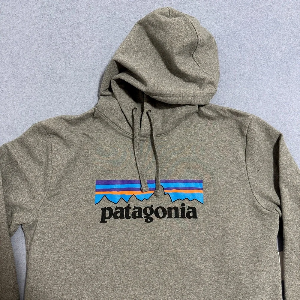 Patagonia P-6 Logo Uprisal Hoody Stretch Gravel Heather‎ Grey Mens Size Medium